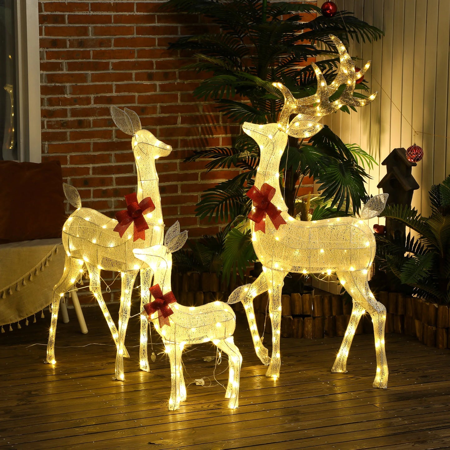 Outsunny Light up Christmas Deer Family Set of 3 with Led Lights Silver