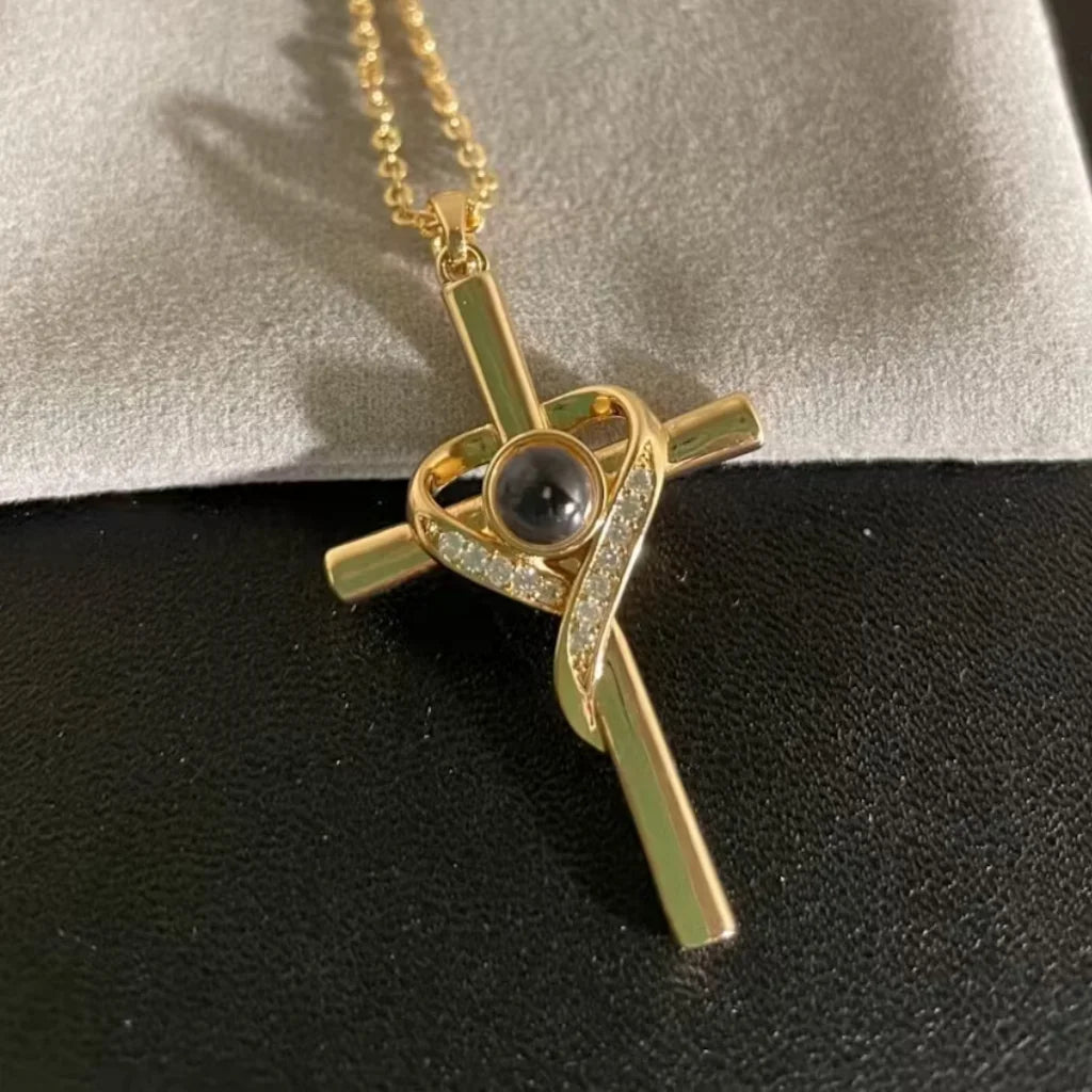 CN Zhejiang Cross Photo Memory Projection Necklace With Zirconia Heart