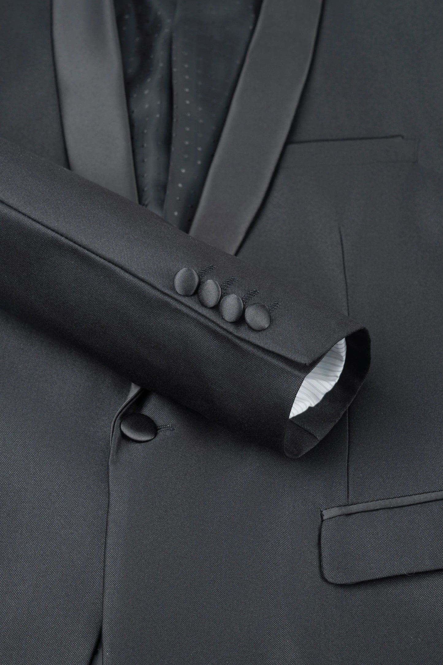 New Luxury Party Tuxedo 3 Piece Suit For Men Groomsmen