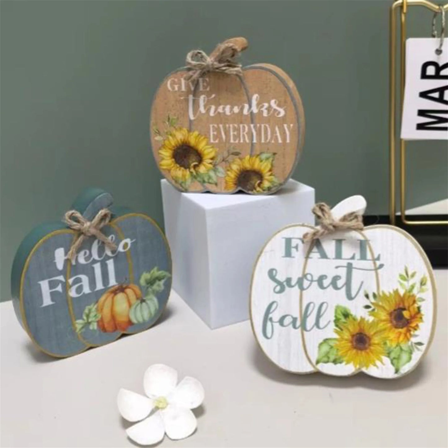 Set of 4 Harvest Season Wooden Signs Autumn Leaves Acorn Table Centerpiece Thanksgiving Home Decorations